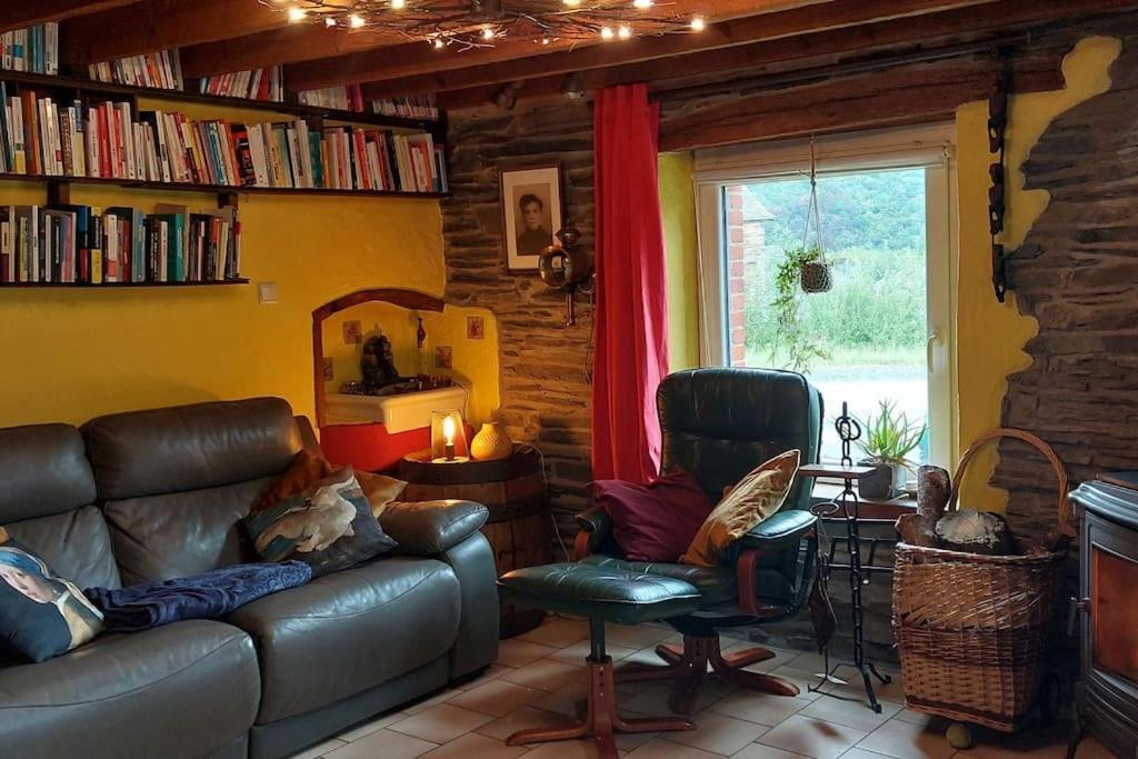 L'Ardoisiere: Jolie Maison Ardennaise. Villa Alle Esterno foto