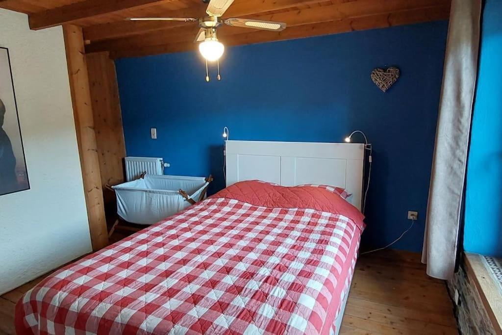 L'Ardoisiere: Jolie Maison Ardennaise. Villa Alle Esterno foto